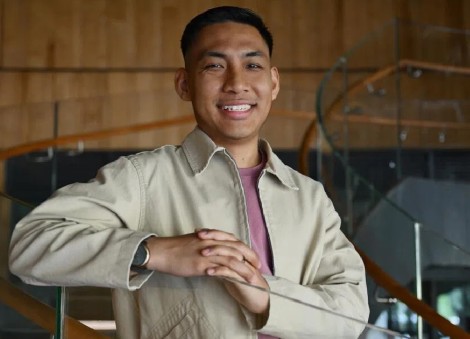 He saved $8,000 as a teen, but lost it in bad investments. Now he champions Islamic finance