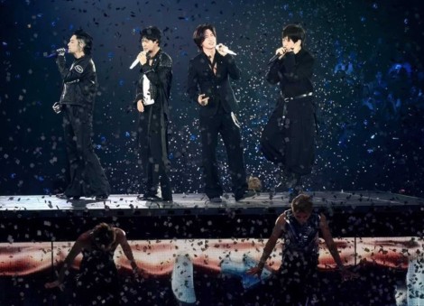 'I've waited 25 years for Dao Ming Si': F Forever brings nostalgic heartbreak and joy to Singapore Indoor Stadium