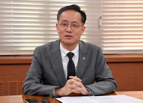 South Korea names veteran technocrat Lee Hyoung-il as new finance chief in cabinet reshuffle