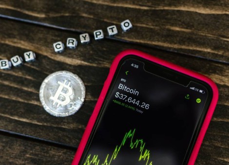 Crypto wallet provider SafePal discloses data breach affecting nearly 40,000 users' order information 