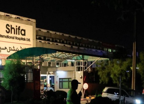 Pakistani government files challenge against Imran Khan private hospital move