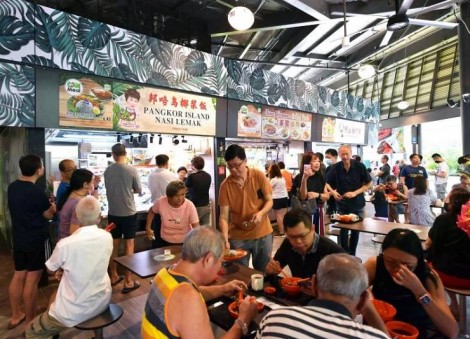 New 800-seat hawker centre opens in Sembawang, first one there in 30 years