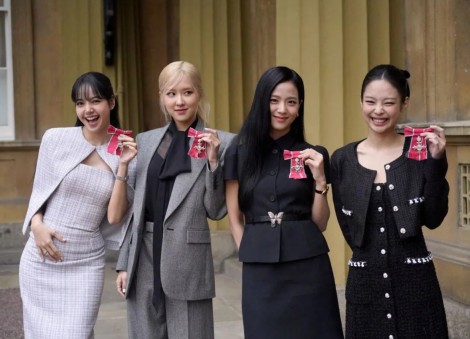 Blackpink members renew contract, boosting shares in YG Entertainment