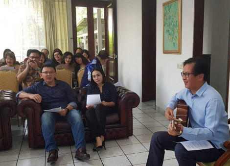 Former Jakarta governor Ahok attacked on social media for plan to marry Muslim woman