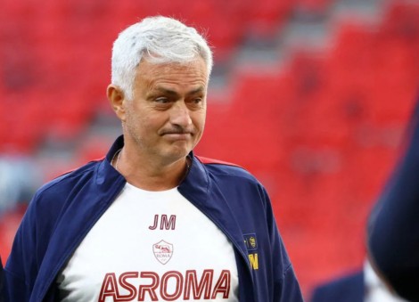 Roma sack Jose Mourinho, appoint Daniele De Rossi as manager