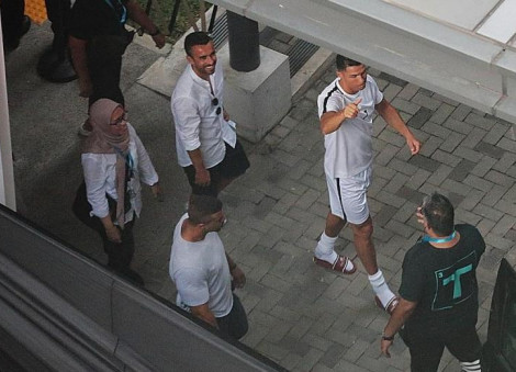 Cristiano Ronaldo causes a stir with appearance at Our Tampines Hub