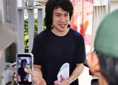 Amos Yee to plead guilty to enlistment offences