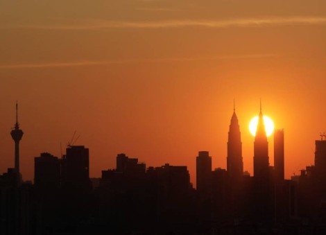 'Super' El Nino to bring record temperatures in Malaysia next year, weather agency says