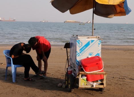Disruption of Mideast energy supplies into next year would slam global economy