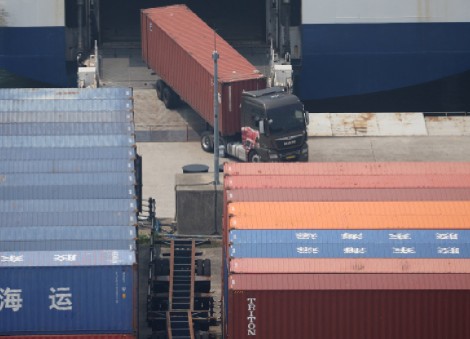 South Korea export growth hits four-decade high on AI chip boom