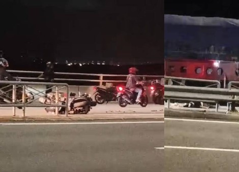 Couple on Singapore-registered motorcycle die in accident along Second Link towards Malaysia 