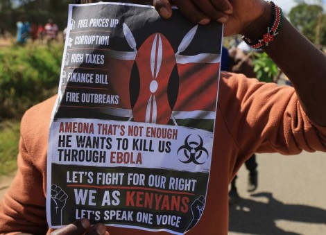 Kenyan president defends US Ebola quarantine centre amid protests