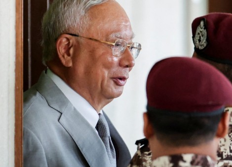 Malaysia court orders ex-PM Najib to pay $1.68 billion to 1MDB unit, state media reports 