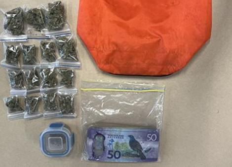 Bag containing weed and cash accidentally donated to a New Zealand charity shop