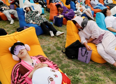 Sweet dreams: Seoul holds 'Power Nap Contest' in sleep-deprived South Korea
