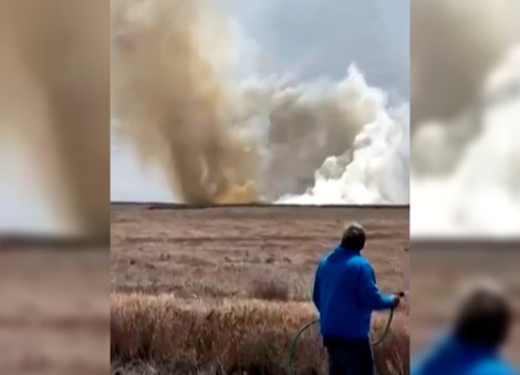 4 crew members eject safely after 2 Navy jets crash during air show in Idaho