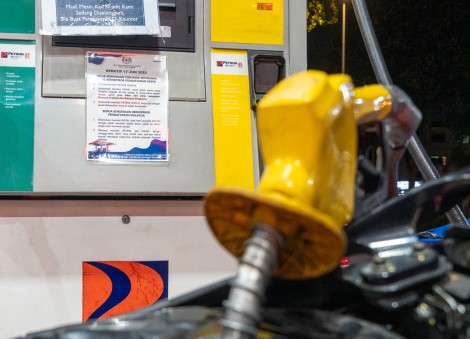 Malaysia's Ron95 petrol subsidy bill spikes to over $1.6b a month