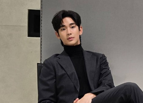 Kim Soo-hyun cleared by police of underage dating allegations, said to be receiving psychiatric treatment