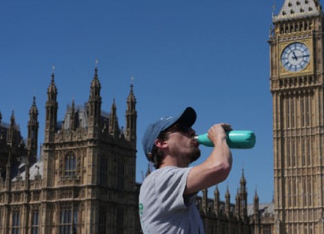 Exceptionally early heat wave shatters records and brings deaths in Europe