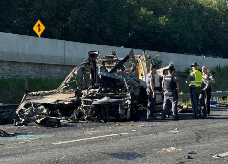 Crash kills 5 in Virginia including family of 4 travelling to wedding. Bus driver charged