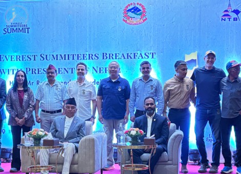 Climbers meet in Nepal to discuss the challenges of scaling Mount Everest