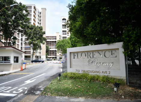 Newly-minted en bloc millionaires offer rich pickings for banks