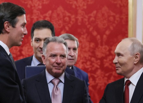 Putin meets with US envoys at the Kremlin for renewed talks on ending the war in Ukraine