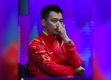 Former badminton world champion Xia Xuanze under investigation in China