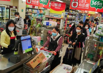 Coronavirus: Hong Kong consumers in panic-buying frenzy on fears of large-scale lockdown for universal testing