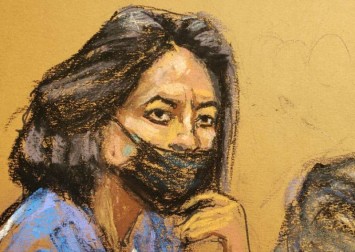 Ghislaine Maxwell was 'number two' in Epstein's hierarchy, pilot says