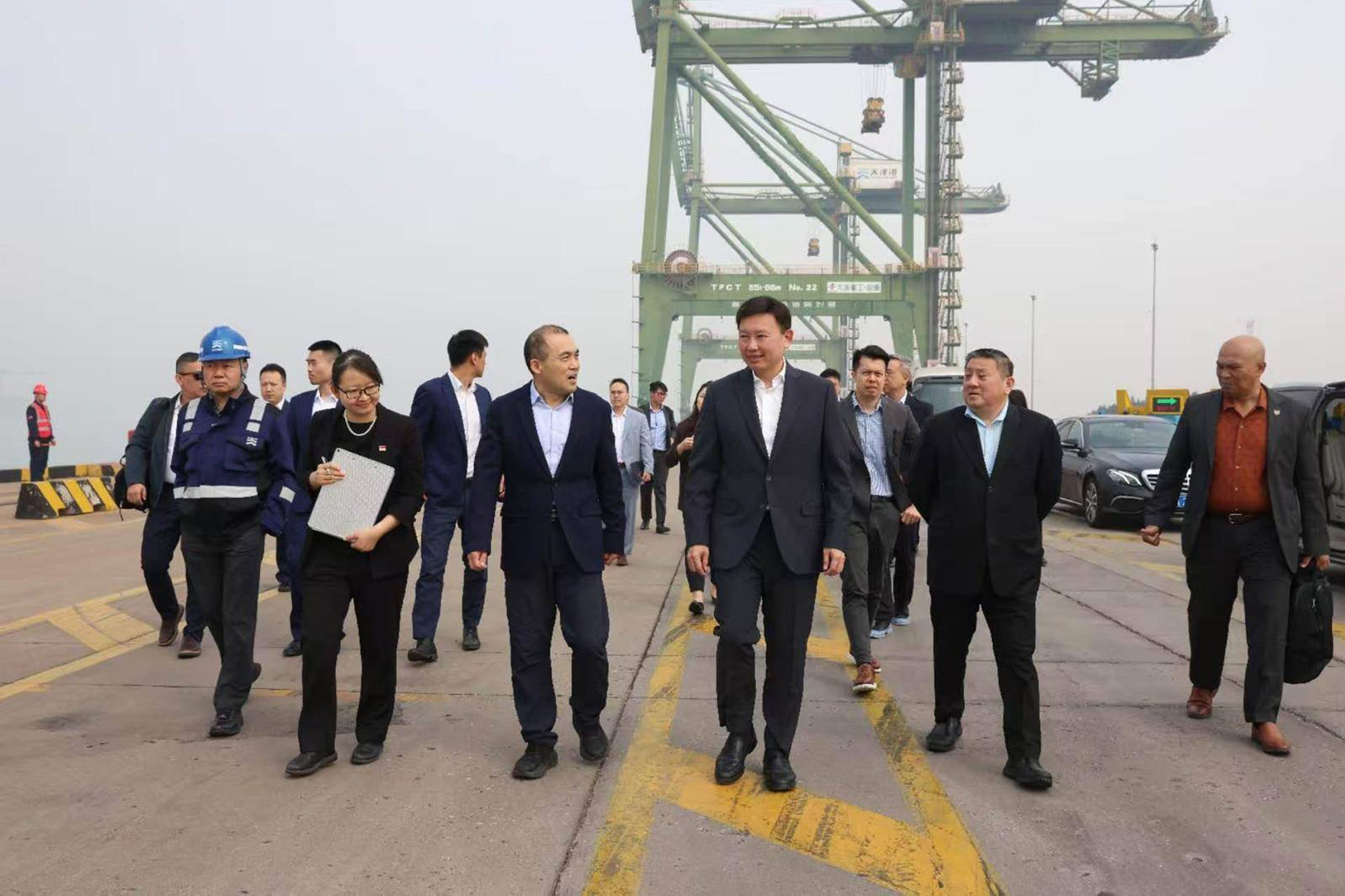 National Development Minister Chee Hong Tat visiting Tianjin Port.