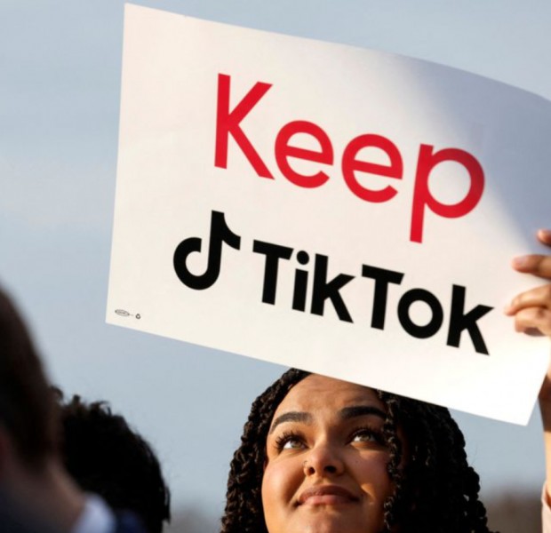 TikTok CEO Chew Shou Zi says company at &#039;pivotal moment&#039; as some US lawmakers seek ban